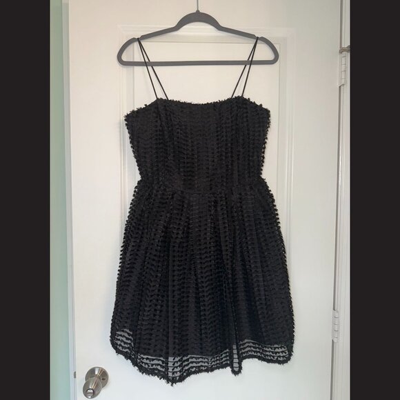 H&M Black Textured Fit & Flare Dress Size S - Picture 1 of 1